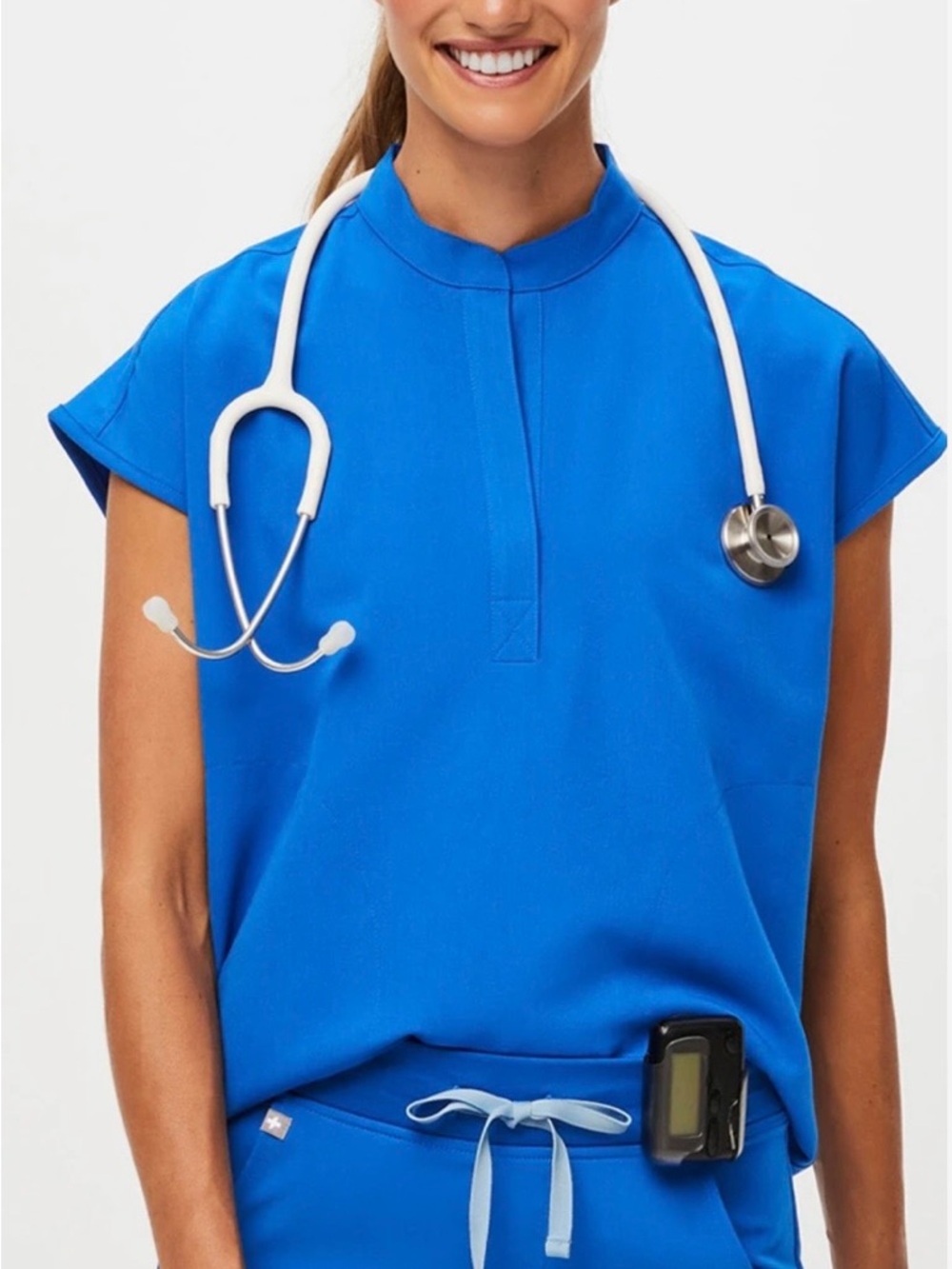 💙 XS Figs Rafaela Oversized Scrub Top